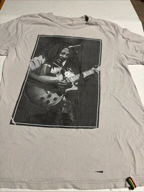 Burnin Bob Marley Short Sleeve Graphic Tee - Light Gray